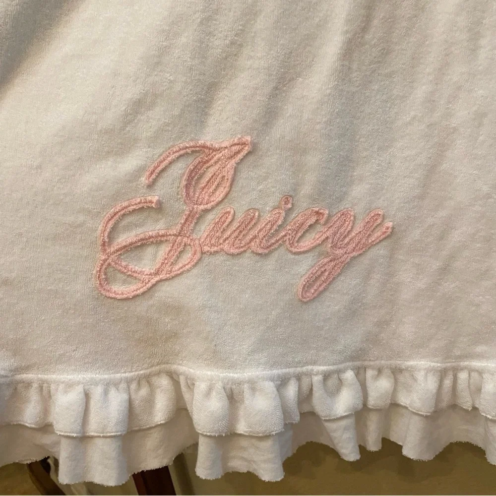 Vintage JUICY COUTURE Girls Kids White Ruffled Robe Size Medium-Missing Tie Belt